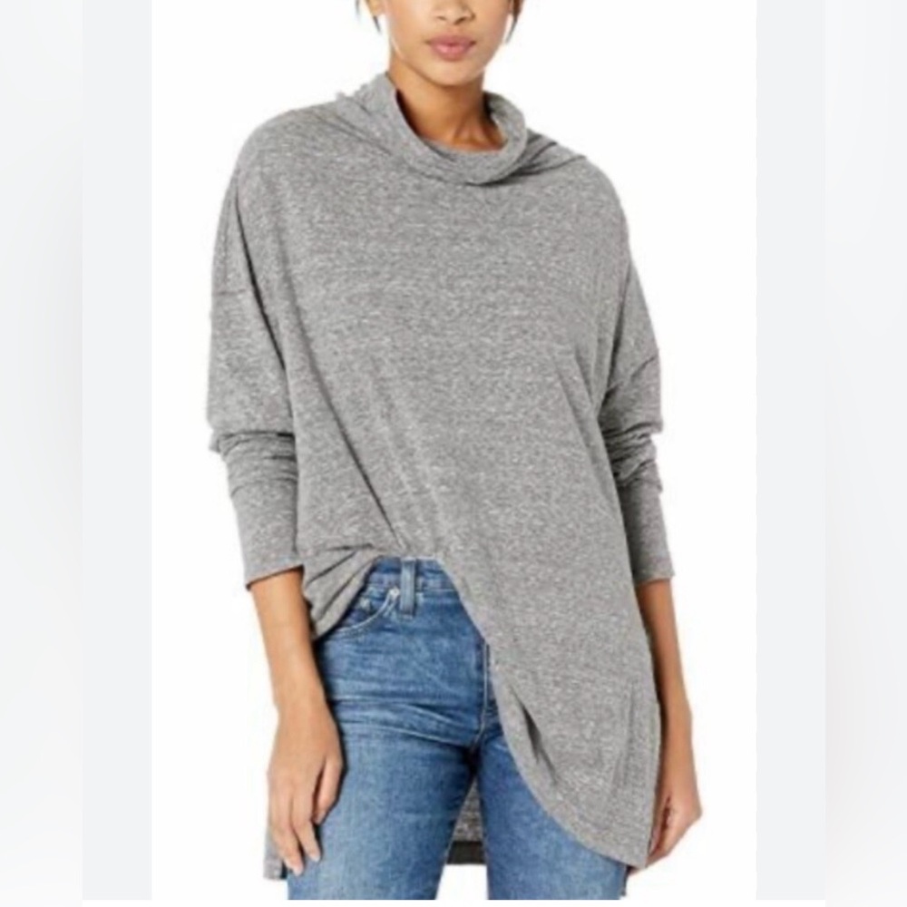 We The Free Light Gray Ribbed Top